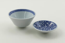 染付唐草紋 一口小蓋物 - 【公式】田代陶器店 TASHIRO TOUKITEN